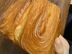 -VERIE BAKEHOUSE