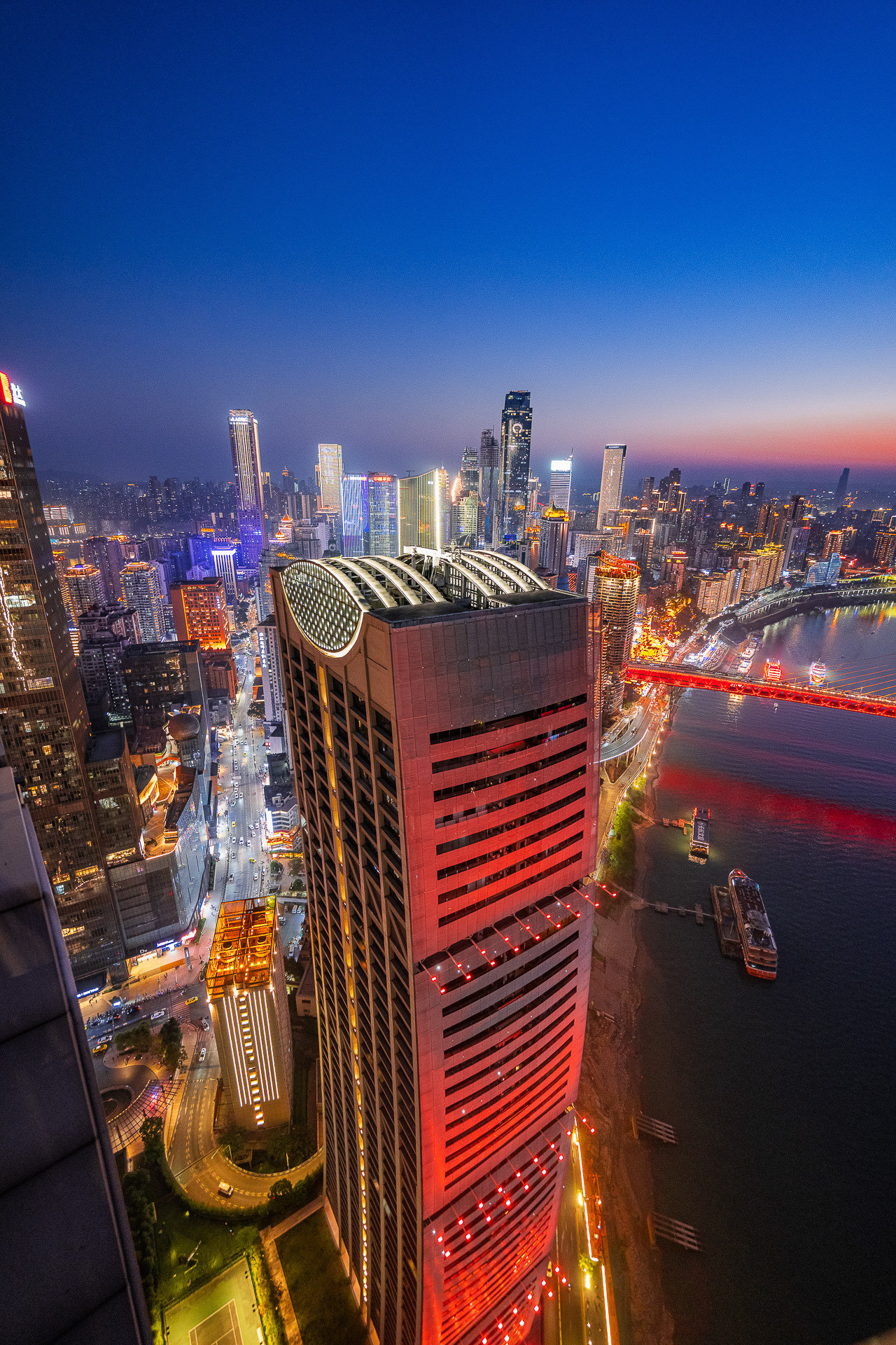 重庆真的杀疯了!