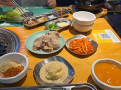 -唯成•韩国炭火烤肉 유성고기
