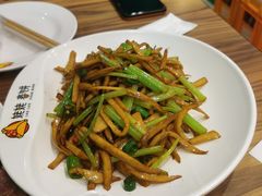 -合合春饼·酱骨·东北菜(潘家园店)