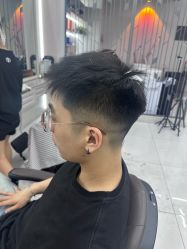 -尤司男士国潮理发馆