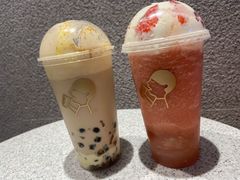 -喜茶(北京华贸购物中心店)