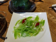 -吴越荣记苏州菜·松鼠桂鱼100%活鱼现做(斜塘老街店)