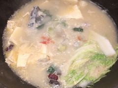 -咕嘟草帽鱼·牛奶一样的鲜鱼汤(包河万达广场创始店)