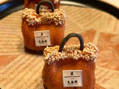 提包叉烧酥-丽思卡尔顿酒店-天泰轩中餐厅(大沽北路店)