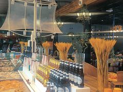 自助取餐区-蓝珊甄选海鲜自助·火锅大排档(近阿那亚店)