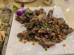 -鹤乡东北菜(崮山路店)