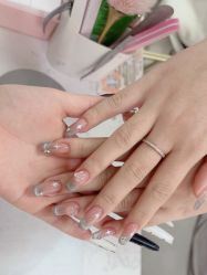 -尤米一站式美甲美睫