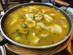 -有红鸡毛店·川菜(建设路店)