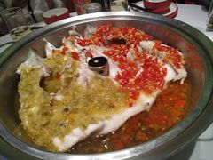 剁椒鱼头-老湘亲·品鉴湘菜(蔡塘爱琴海店)