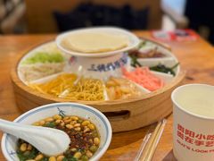 -怪噜范·老贵阳街头名小吃(鸿通城店)