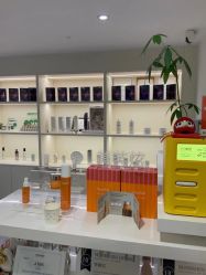 -JNK皮肤管理中心