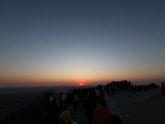 -鬼笑石后山停车场