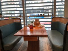 靠窗位-莲香西域·正宗新疆菜(龙华店)