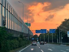 -岳辰齿科(浦东长泰店)