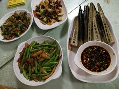 -朱家花园食府(顺城王府井店)