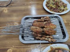 烤鸡翅-何记酿皮店(西流湾店)