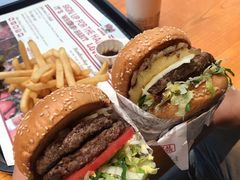 火烤双层牛肉特堡-The Habit Burger Grill 哈比特汉堡(复兴soho店)