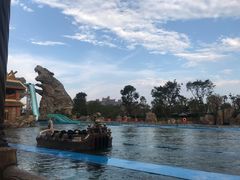 -七彩云南欢乐世界