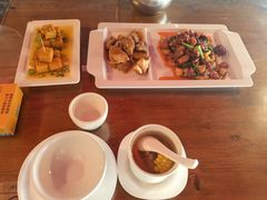 -隔壁老王·家常云南菜(花巷店)