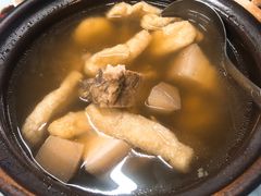 -明记烧鱼美味店