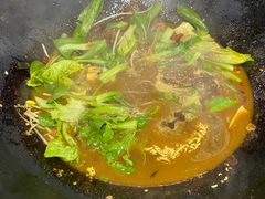 -皖北巫氏三胖地锅鸡(长淮总店)