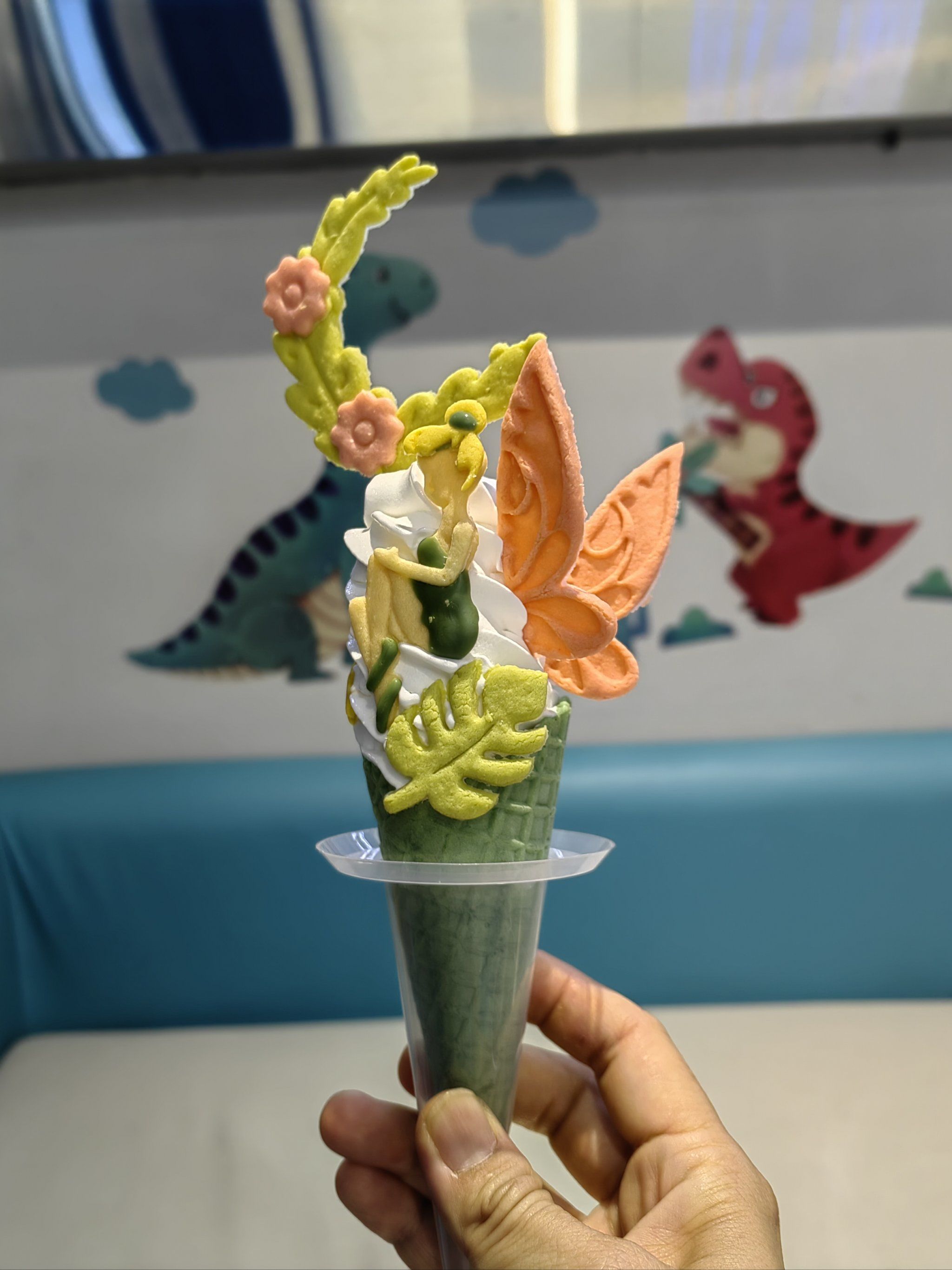 彩虹冰激凌缤纷