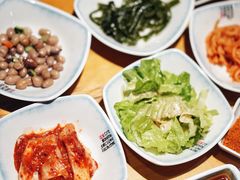 -唯成•韩国炭火烤肉 유성고기