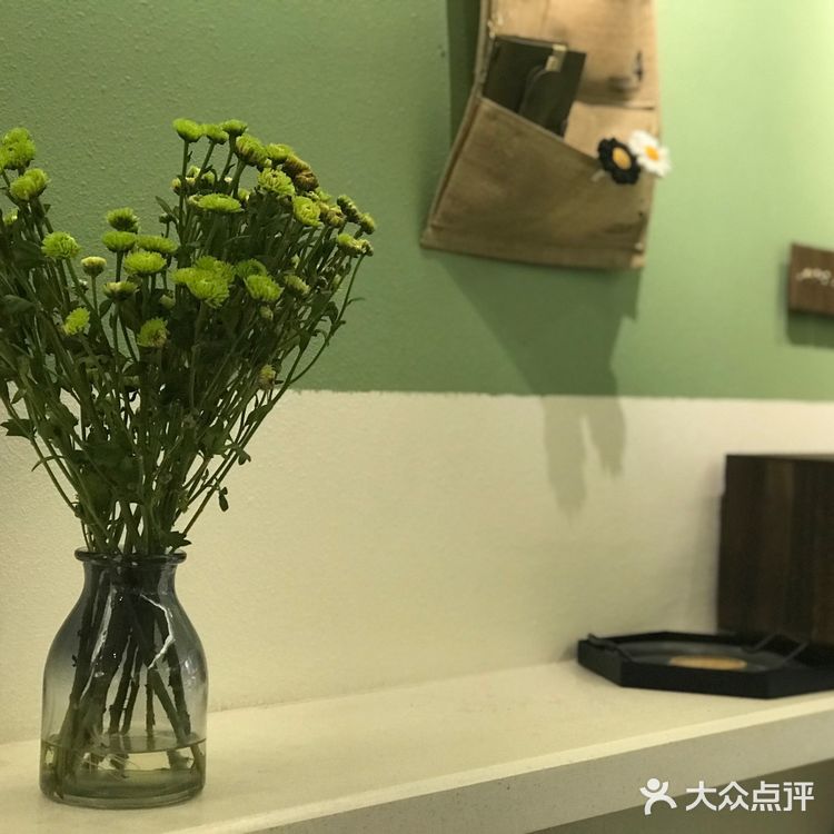 秋天来杯半盒草莓