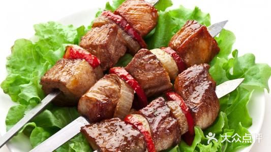 伦敦丽思卡尔顿酒店“万众数目”