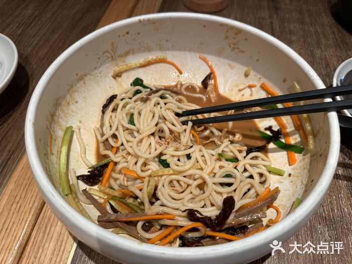 云海肴·汽锅鸡·云南代表菜(浦江欢乐颂店)图片