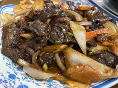 肉炒鲜蘑-燕北云山·农家菜·灶台鱼(密云溪翁庄店)