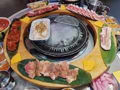 烤肉呼啦圈-玄希浪漫厨房·韩料烤肉(湖滨银泰in77店)