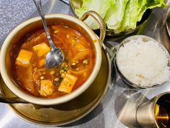 泡菜肥牛汤-本炙炭烤·蒲烧活鳗料理店(金沙洲店)