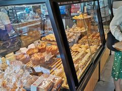 面包甜点陈列柜-原麦时光·蛋糕面包(建设大街店)