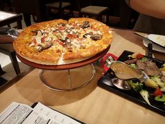 -必胜客(东兴商厦店)