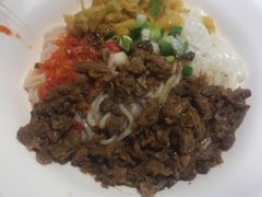 老乡拌粉-凤起龙游老面包子(凯德晶品店)
