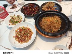 -阿瓦山寨·湘菜现炒·剁椒鱼头王(咸阳总店)