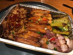 -JINNS锦时 steak&pizza(浸信会礼拜堂旧址店)