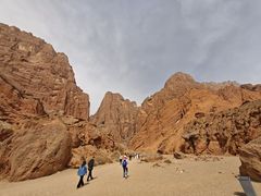 -天山神秘大峡谷