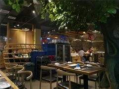 大堂-鸽子窝专业烧烤店(长白店)