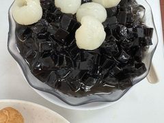 清凉仙草加龙眼-Killiney Kopitiam(基利尼路67号店)