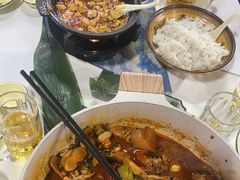 -刘姐啤酒鱼民族演艺餐厅(西街总店)