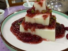 树莓酱奶豆腐-新疆巴州金丝特餐厅(大钟寺店)