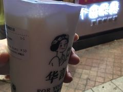 -华言豆腐鲜奶茶(杨家坪店)