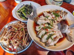 -老宅藕香·湖北菜·非遗藕汤·武昌鱼(黄鹤楼景观店)