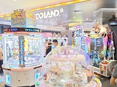 -反斗乐园π·电玩·高空拓展·蹦床(龙华天虹店)
