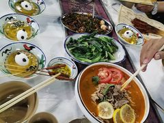 -刘姐啤酒鱼民族演艺餐厅(西街总店)