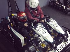 -e赛道卡丁车
