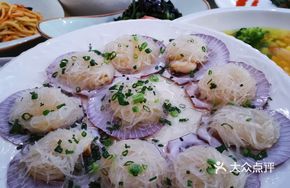 Stir-Fried Seafood with Garlic and Vermicelli